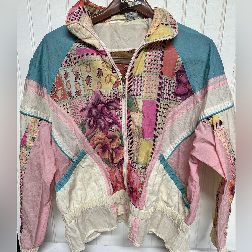 Vintage 1980s Ugly Granny Windbreaker Floral Jacket Size M